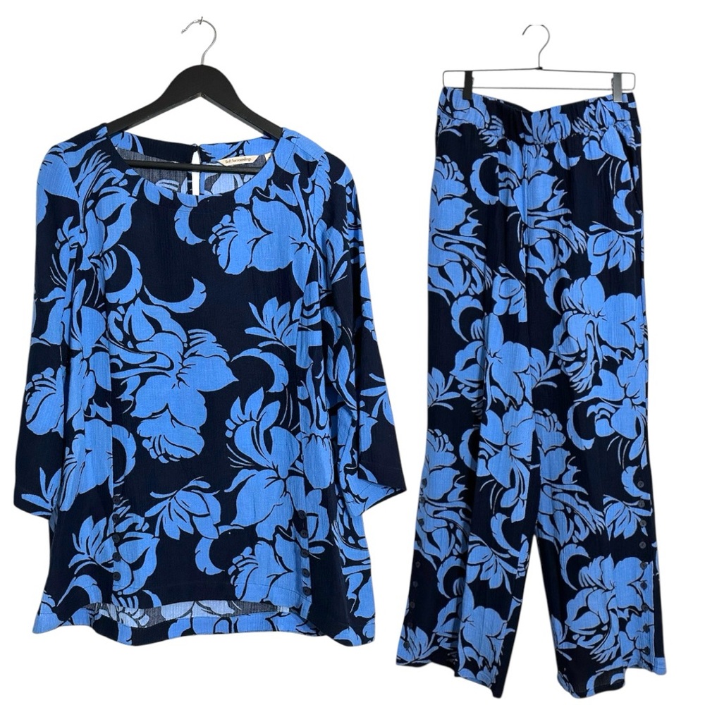 Soft Surroundings Blue Floral Tunic Pants 2 Piece Set Size Medium Resortwear